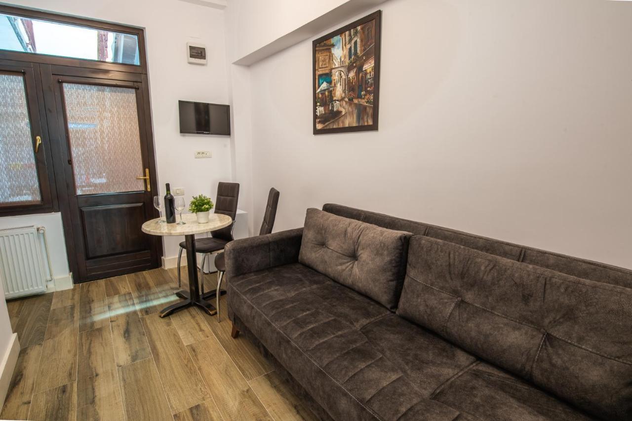 Old Town Suites Braşov Esterno foto