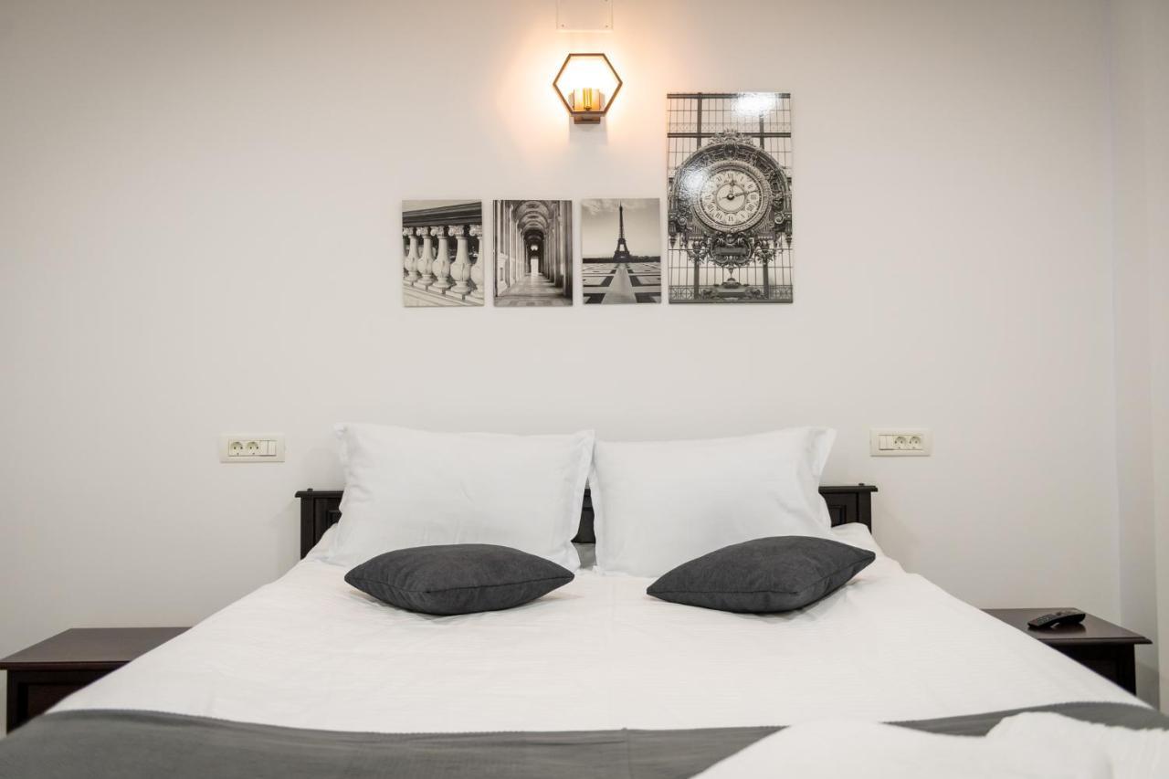 Old Town Suites Braşov Esterno foto