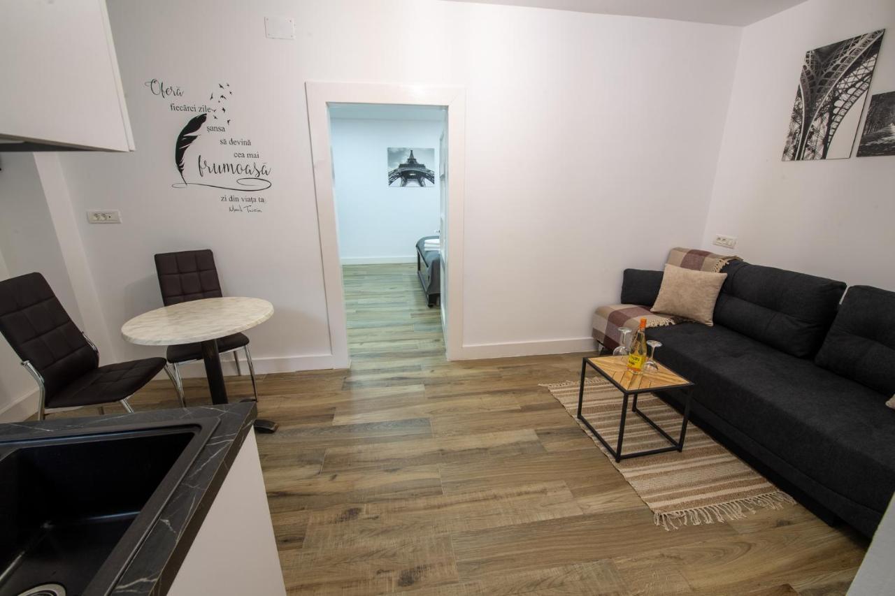 Old Town Suites Braşov Esterno foto