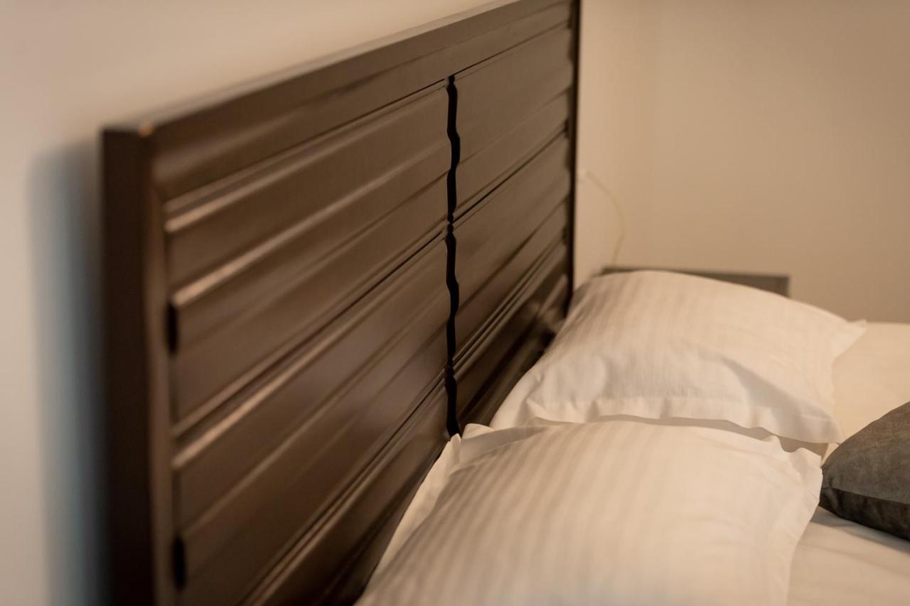 Old Town Suites Braşov Esterno foto